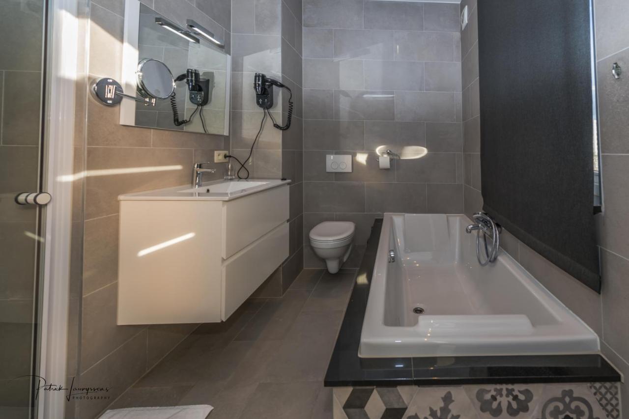 Dock 29 Hotel Antwerpen Bagian luar foto